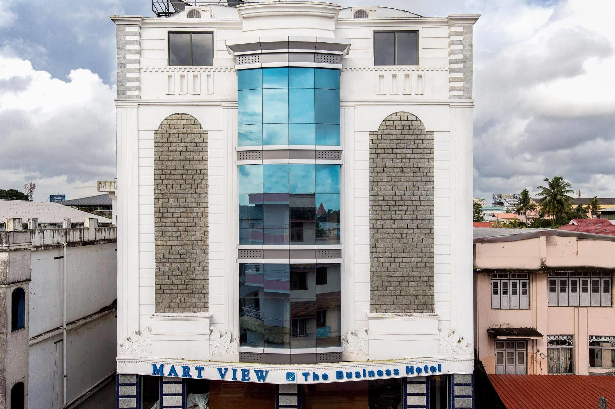 Hotel Mart View Kochi Exterior photo